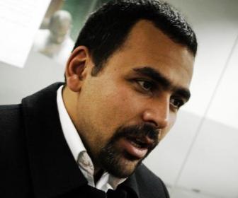 بالفيديو.. يوسف الحسيني لـ”محلب”: قدم استقالتك