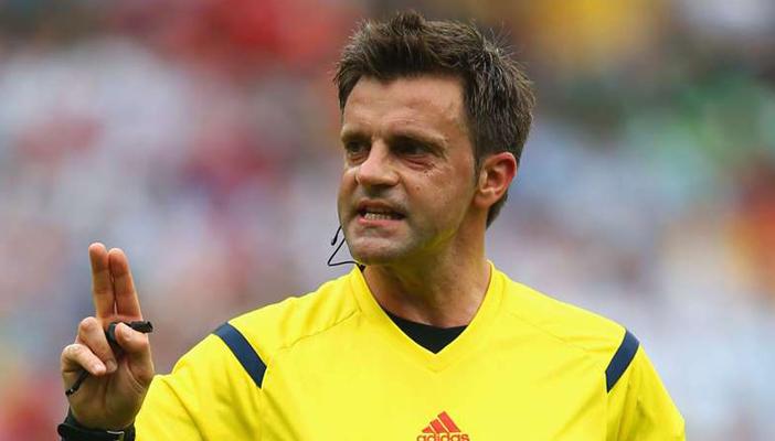 أفضل حكم بالعالم يدير موقعة برشلونة وبايرن ميونخ.. الليلة