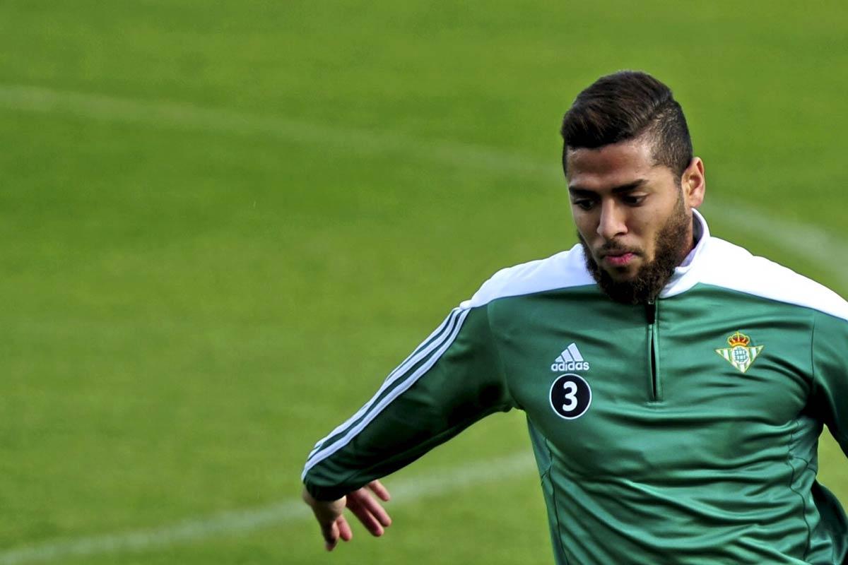 مصدر لـ”رصد”: 300 الف يورو تنهي صفقة لاعب “ريال بيتيس” للأهلي