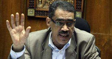 أنباء عن إستبعاد رشوان من رئاسة الأهرام الإستراتيجي