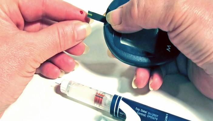 مرض “السكري” يعجل الإصابة بالزهايمر