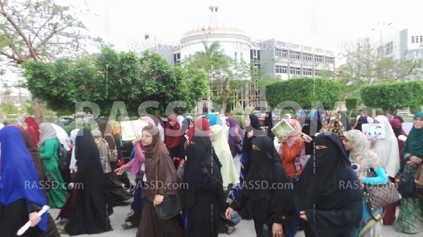 مسيرة طلابية ضد الانقلاب رغم اعتداءات الأمن بالفيوم