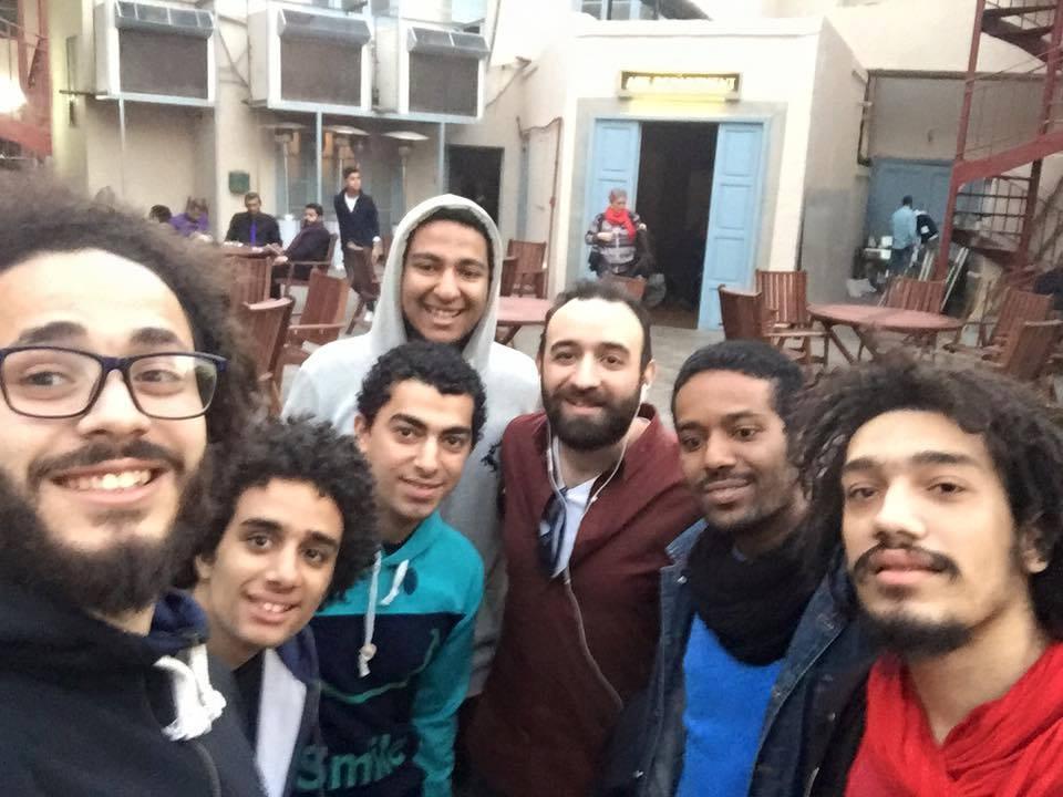 الإفراج عن عضو فرقة “أطفال شوارع” بكفالة 10 آلاف جنيه