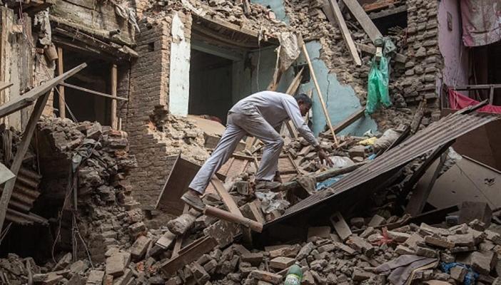 “رونالدو” يتبرع بـ 5 ملايين لضحايا زلزال نيبال