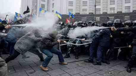 قتلي وجرحي في اشتباكات بين أمن أوكرانيا وموالين لروسيا