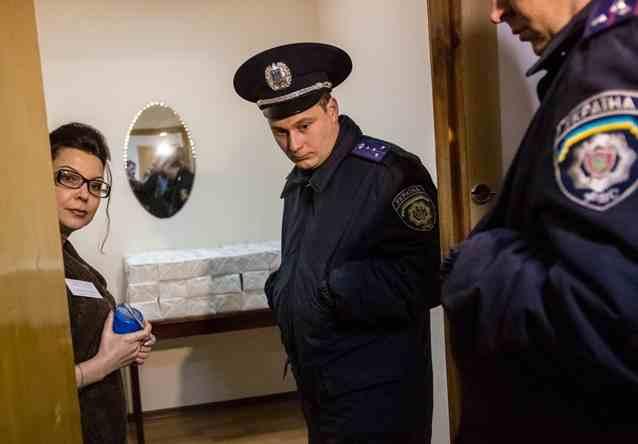 إصابة نائب بالمجلس المحلي الأوكراني بعد نجاته من الاغتيال