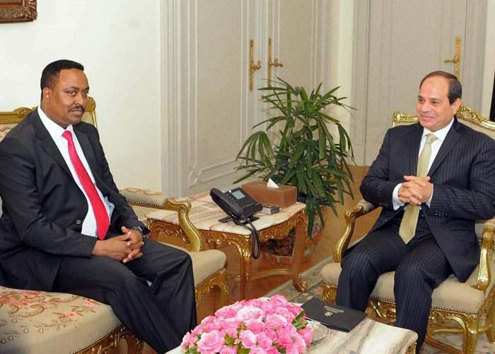 مصر تستخدم إريتريا لتطويق إثيوبيا.. هل تنجح؟