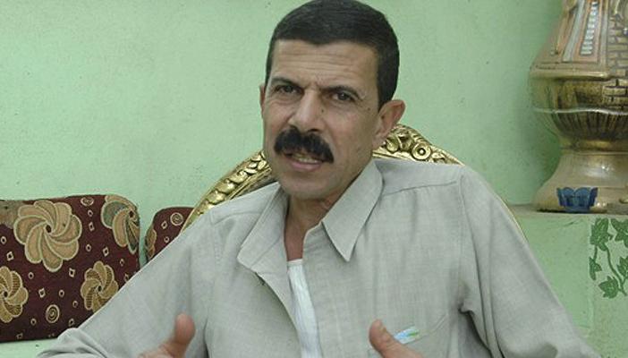 نقيب الزبالين لوزير العدل: ابني أشطر من ابنك.. وارجع للدستور