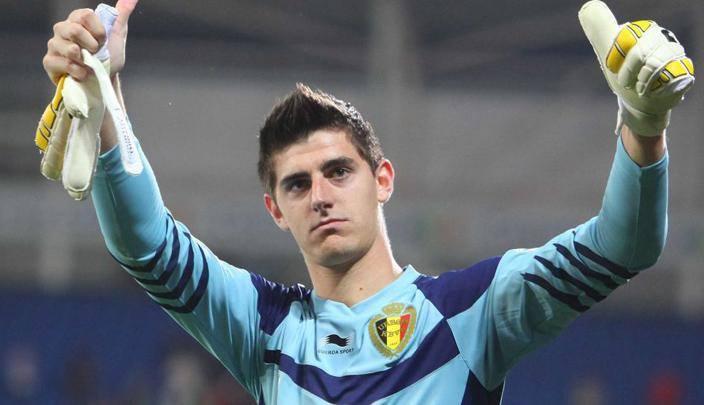 تشيلسي يحدد 50 مليون جنيه إسترليني للاستغناء عن “كورتوا”