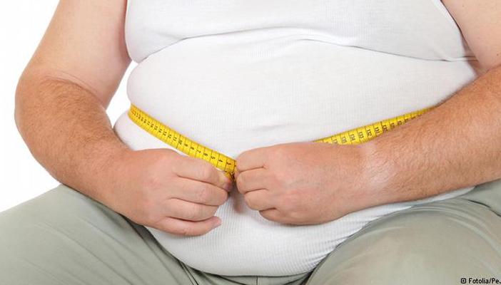 السمنة والاكتئاب يسببان الشعور بالنعاس والنوم المفرط أثناء النهار