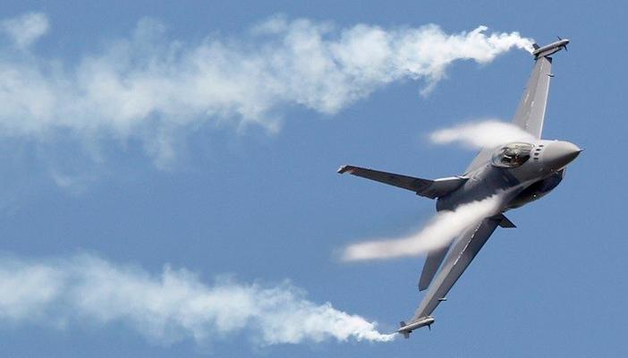 بالفيديو.. لحظة إسقاط الحوثيين طائرة مغربية “إف 16” باليمن