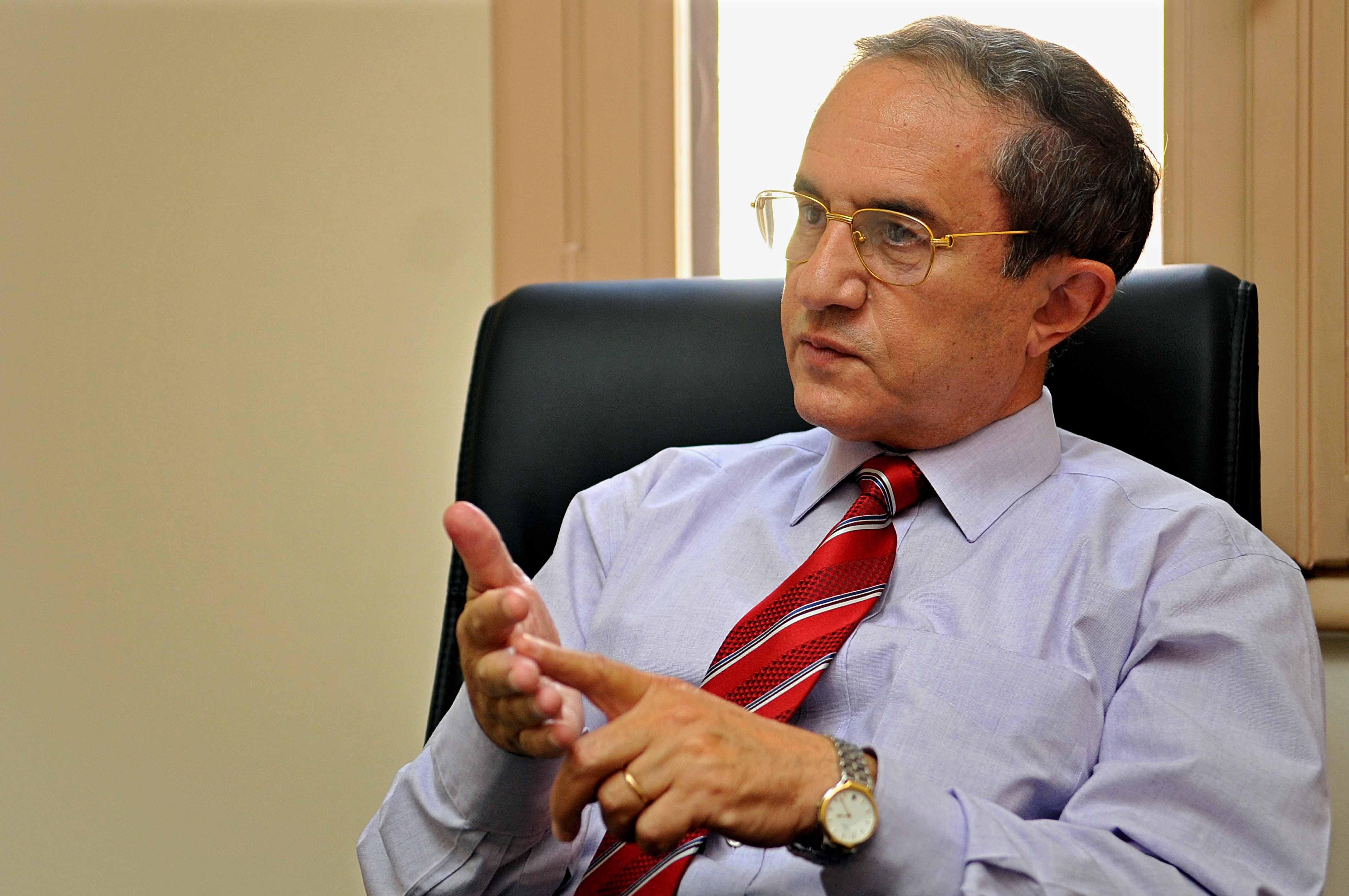 بالفيديو.. الغزالي حرب: ليس هناك حجاب في الدين