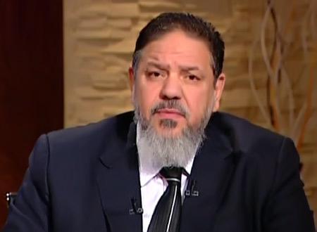 منتصر الزيات: الثوار يخوضون معركة للحريات وسينتصرون