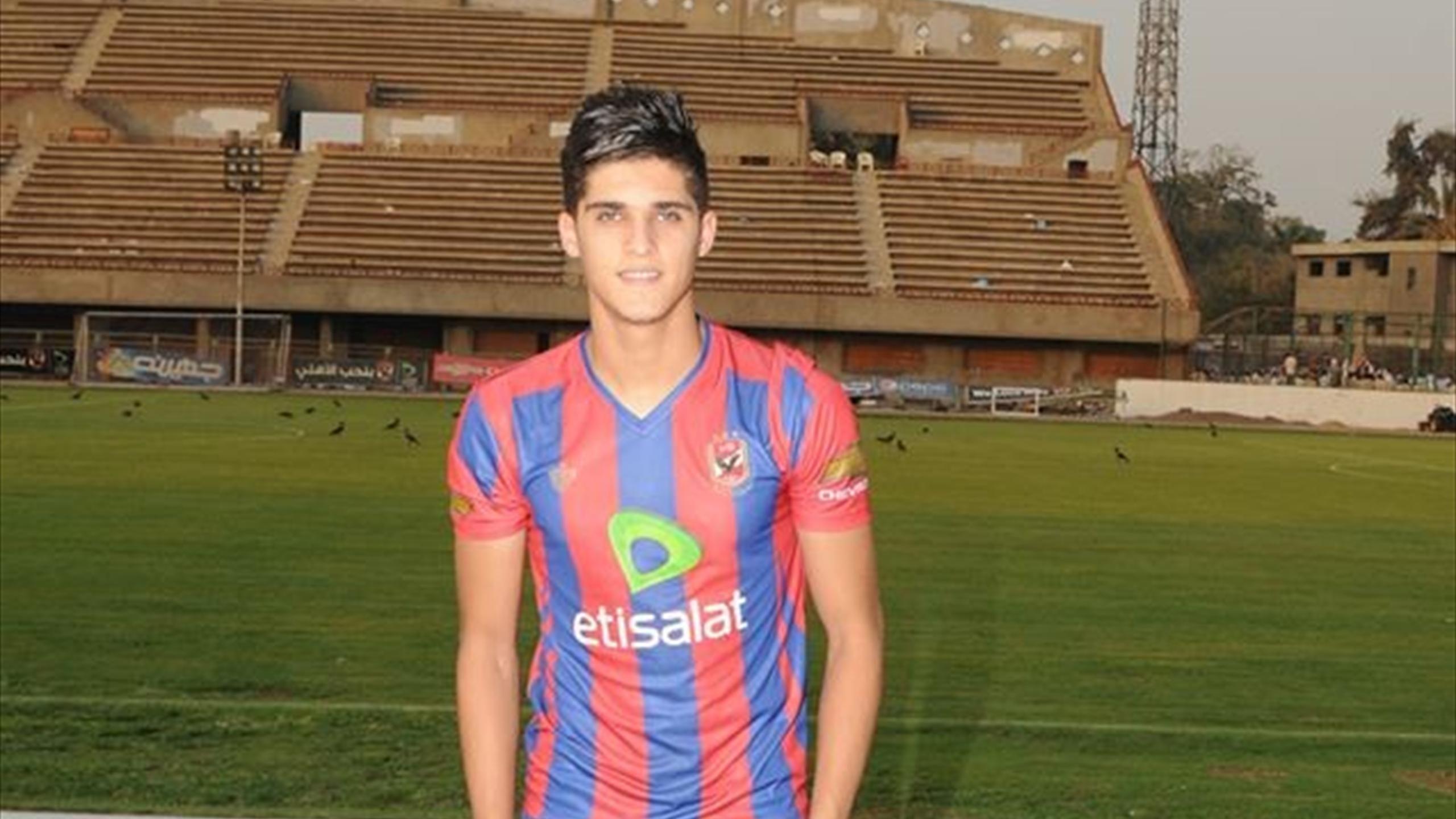 “الشيخ” يغيب عن مران الأهلي بسبب الامتحانات