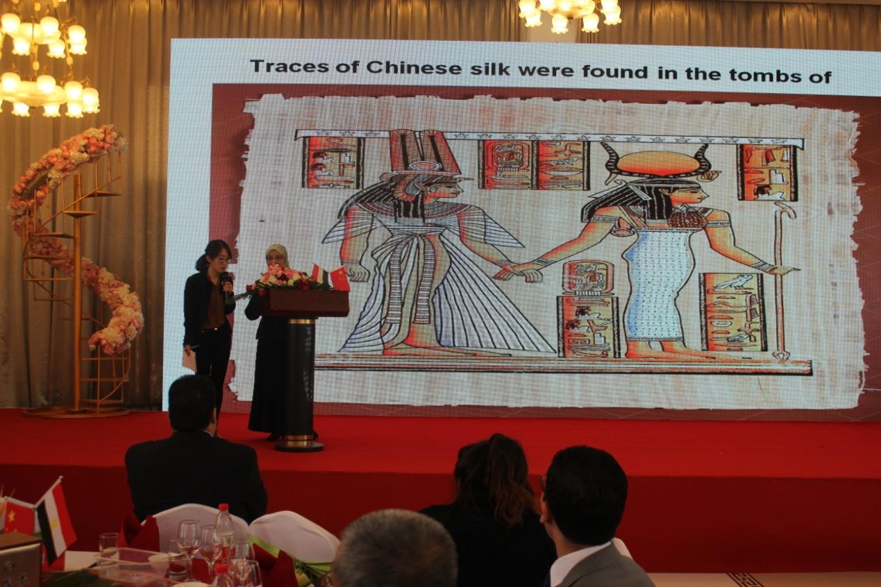 فضيحة عالمية.. مصر تشارك بـ6 أوانٍ نحاسية فقط في معرض للتراث ببكين