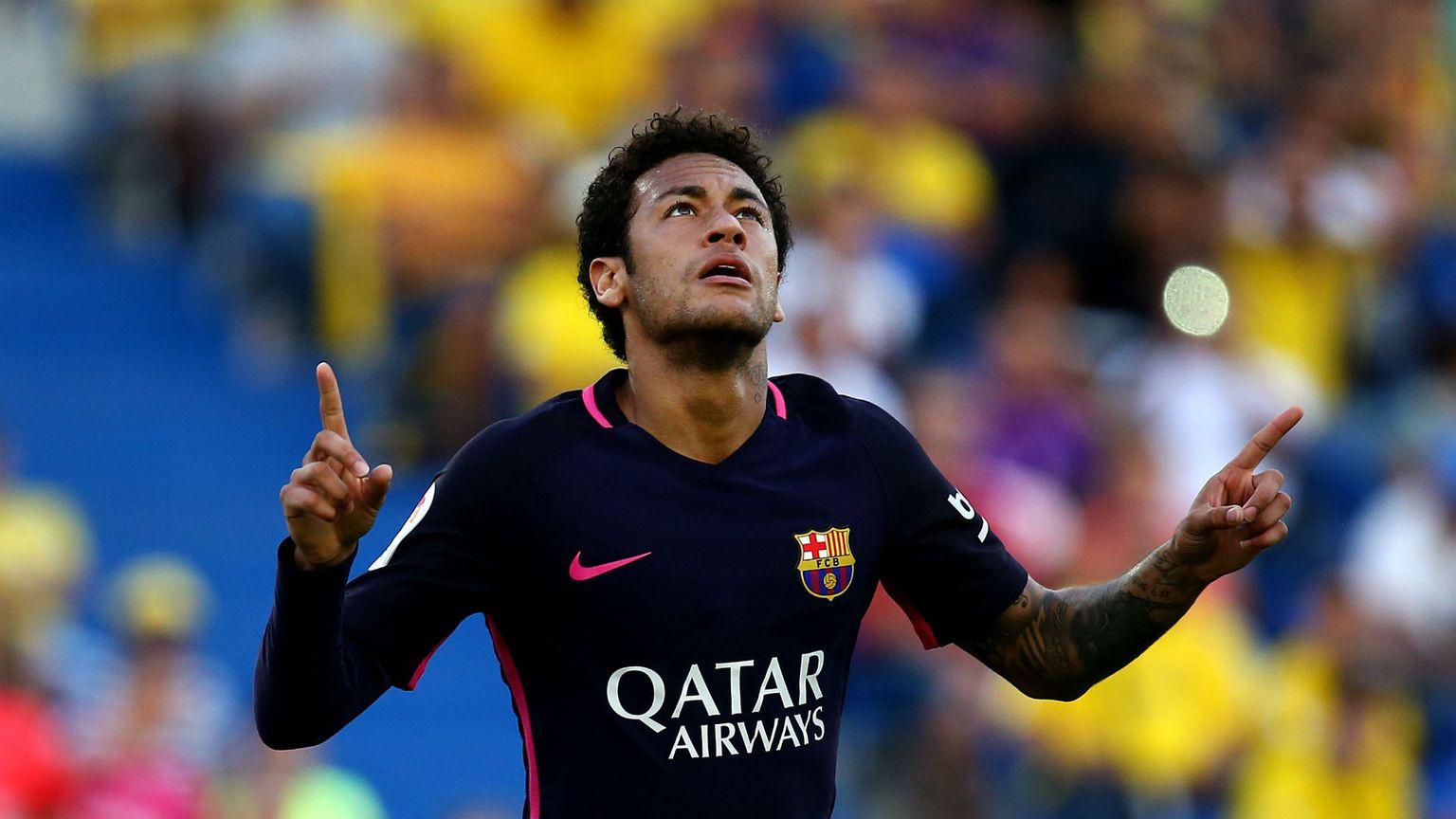 بالفيديو.. برشلونة يهزم “لاس بالماس” برباعية في سباق حسم الليجا