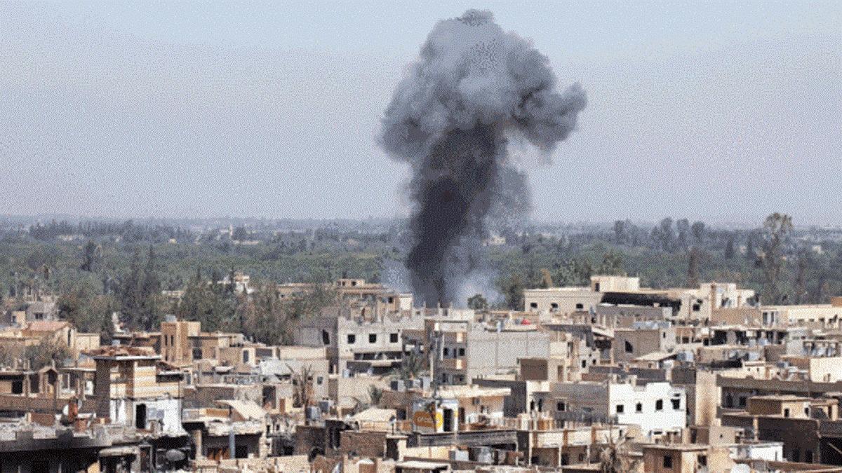 سوريا.. غارات جوية على ريف حمص وحماة