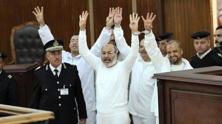 بدء محاكمة “البلتاجي و”حجازي” في “تعذيب رابعة”