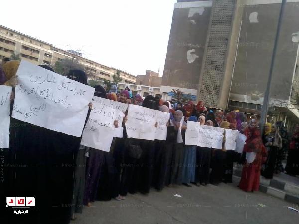 التسمم يصل جامعة حلون بأكياس “شيبسي” منتهية الصلاحية