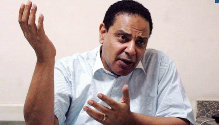 بالفيديو.. الأسواني: كلاب الحراسة المعلوفة هاجموا أبو تريكة وشتموه