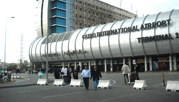 التفاصيل الكاملة لمنع قيادات حزبية من السفر للتشيك