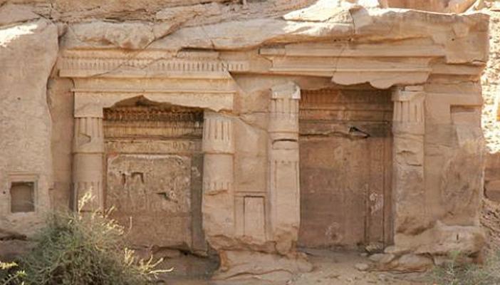 اكتشاف بقايا معبد يعود إلى 1500 عام قبل الميلاد بأسوان