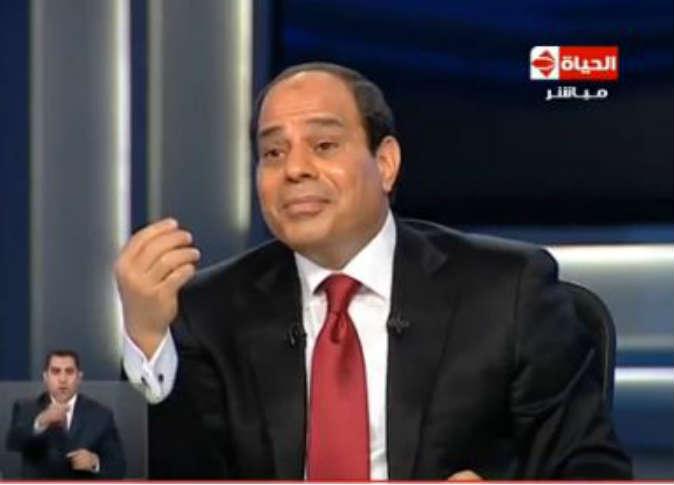 “السيسي”: لازم نصبر.. ومعنديش وعود لحل مشاكل المعلمين