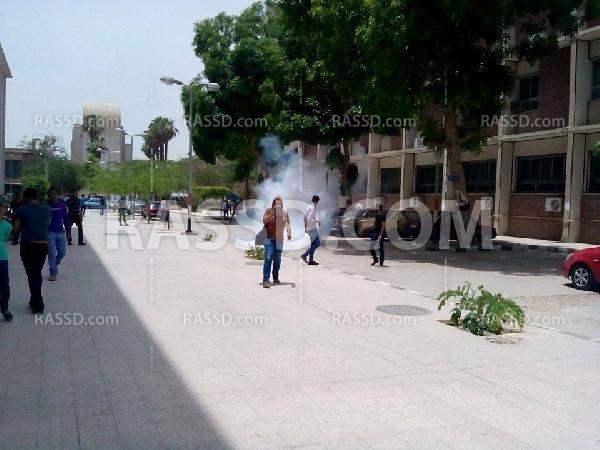 أمن الانقلاب يطلق قنابل الغاز داخل حرم جامعة أسيوط