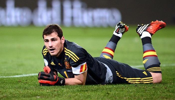 كاسياس “القديس” يحتفل بعيد ميلاده الـ34