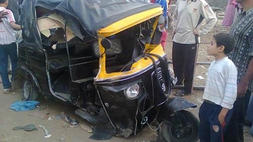 بالصور.. مقتل سائق وإصابة 5 آخرين في حادث تصادم بالبحيرة