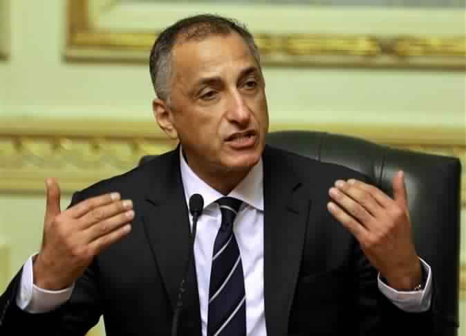 رويترز: البنك المركزي أربك توقعات الاقتصاديين.. والضحية الاستثمار