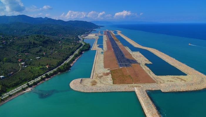 بالفيديو.. أردوغان يفتتح أول مطار فوق البحر في أوروبا