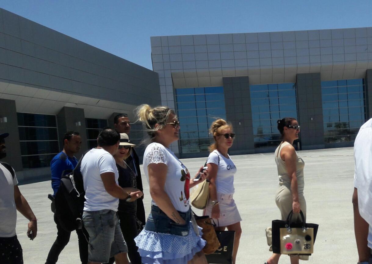 أسرة “رونالدو” تغادر القاهرة.. وشقيقته: أشكركم على المشاعر الطيبة