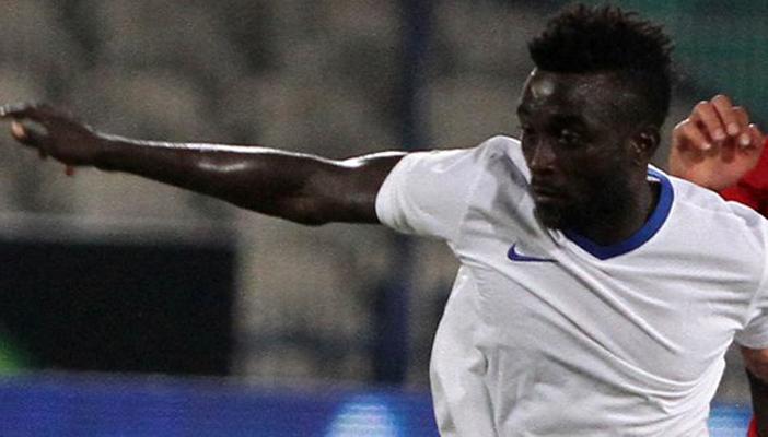 الأهلي يحصل على توقيع مهاجم الشرطة سرًا