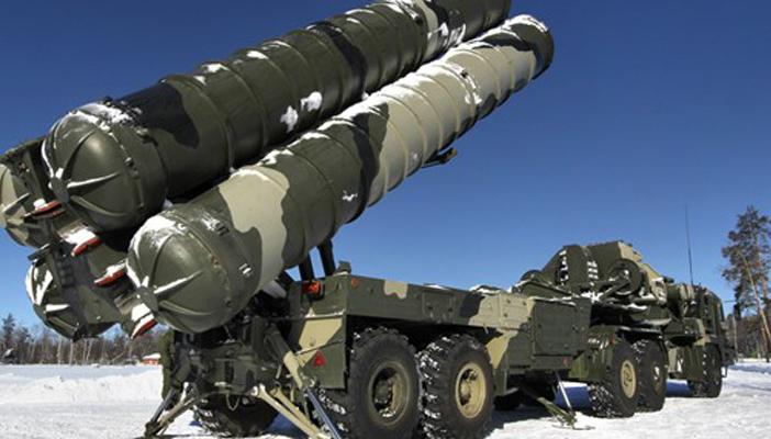 إيران تعلن “نجاح” مفاوضاتها مع روسيا حول صواريخ إس-300