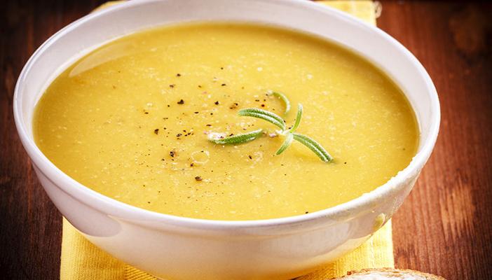 6 أطعمة  تحسن مزاجك