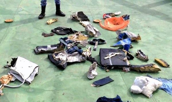 مصر وفرنسا تعتزمان التعاقد مع شركتين للبحث عن الصندوقين الأسودين