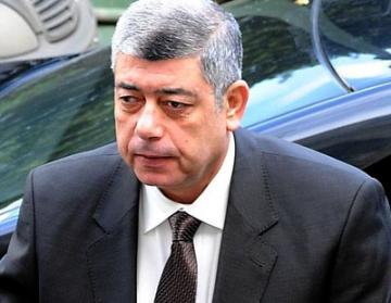 حبس وزير الداخلية الحالي سنة وعزله من وظيفته