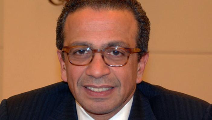 عضو الزمالك ساخرًا: درجة الحرارة أكتر من نقط الأهلي في الدوري