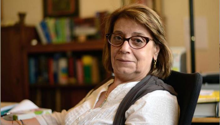 بالفيديو.. رئيسة اتحاد يهود مصر: بنحب السيسي وخلى الستات تقلع الطرح