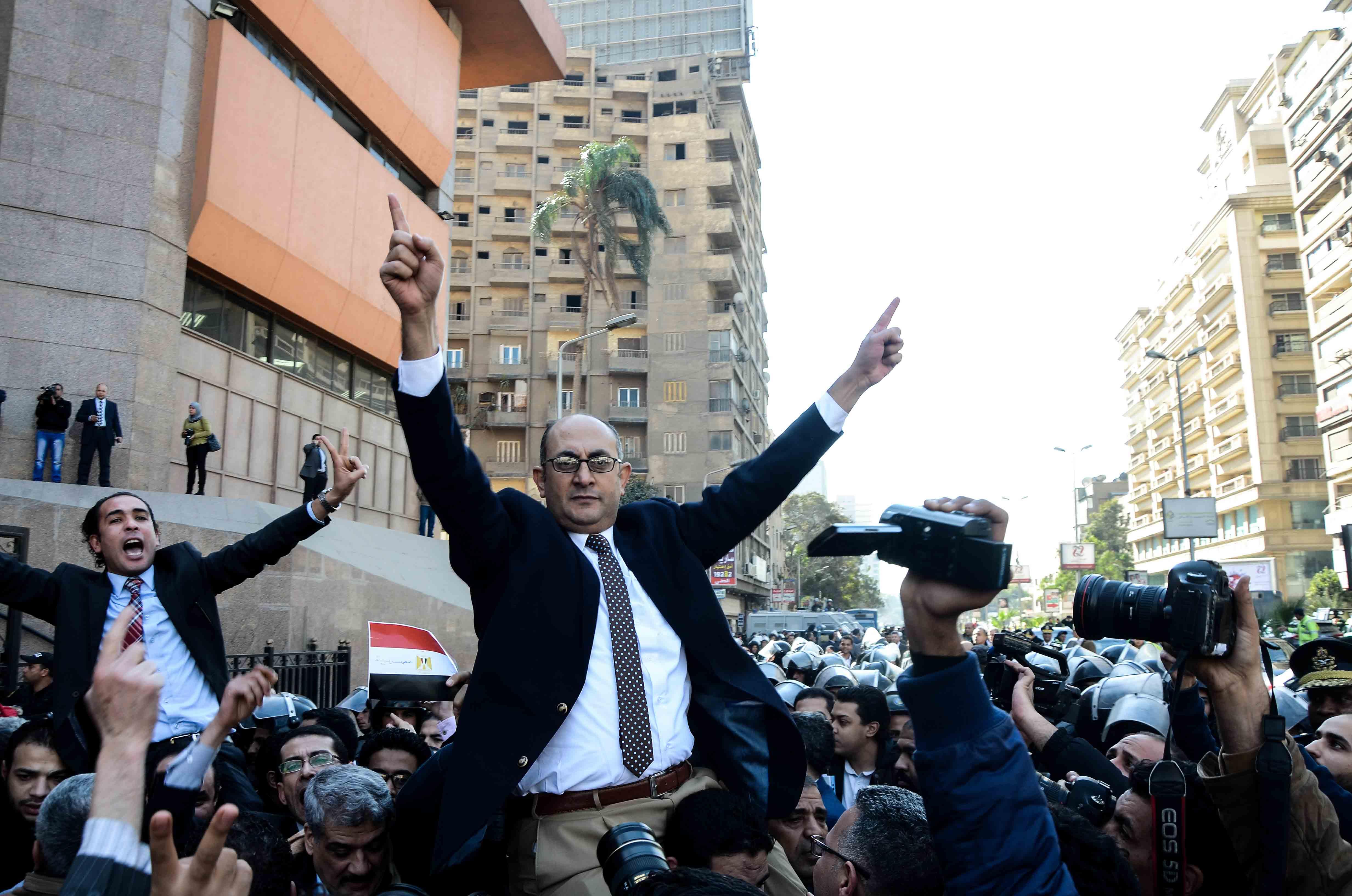 خالد علي: أدرس الترشح للرئاسة.. والنظام يحاول التنكيل بي