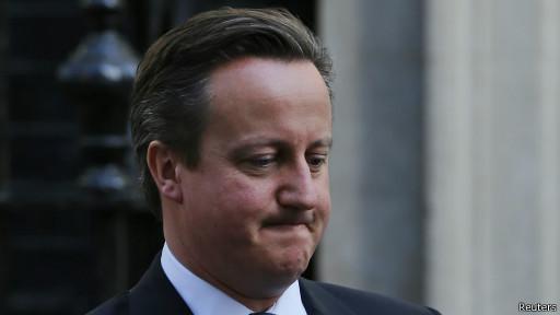 شخصيات بريطانية تطالب كاميرون بالتراجع عن التحقيق في نشاط الإخوان