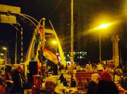 رقص وألعاب نارية فى احتفالات أنصار السيسي بالمنصورة