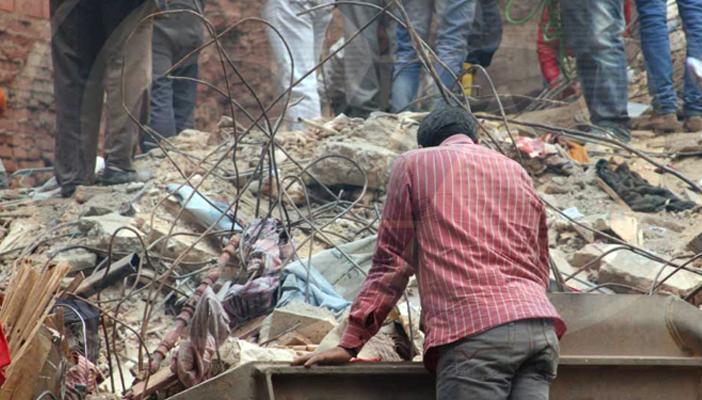 ارتفاع ضحايا عقار أسيوط المنهار لـ6 أشخاص و7 مصابين