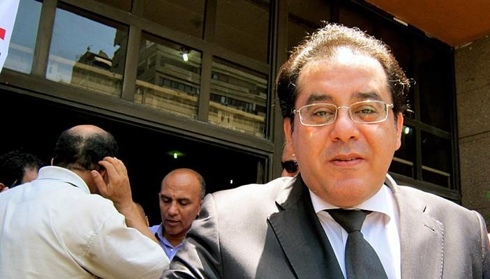 أيمن نور: كل واحد زهقان من الحر يقدم فيّ بلاغ بالتخابر