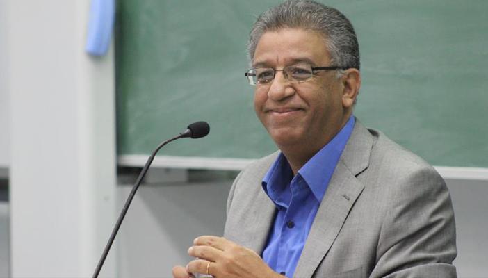 سيف الدولة بعد الإفراج عن محمد سلطان: هانت.. باقي 40 ألف معتقل