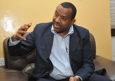 السفيرالسوداني: نؤيد  الموقف المصري في قضية المياه