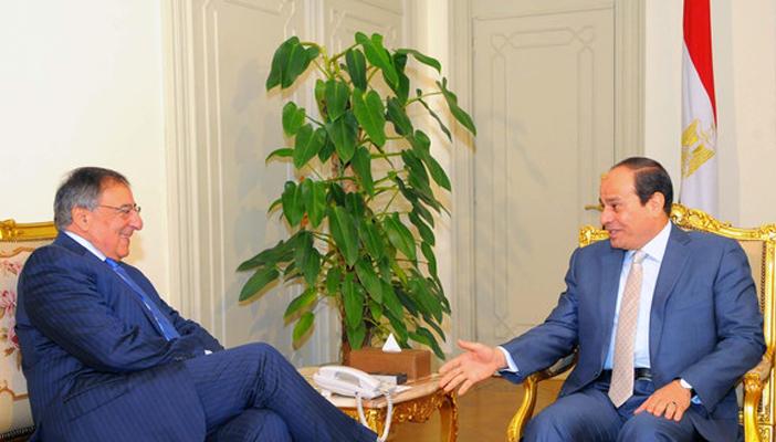 نشطاء: حذاء وزير الدفاع الأمريكي كلمة السر في الإفراج عن سلطان