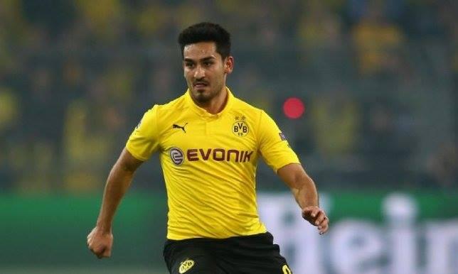 “جوندوجان” يعترف بمفاوضات البارسا والبايرن