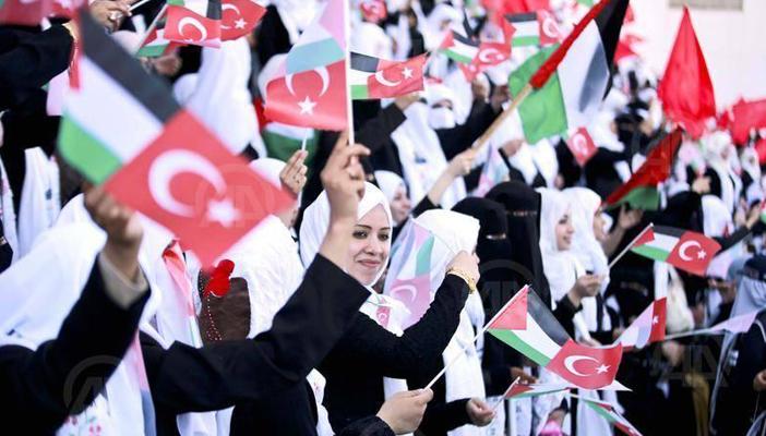 بدعم تركي.. حفل زفاف جماعي لـ”4 آلاف” في غزة